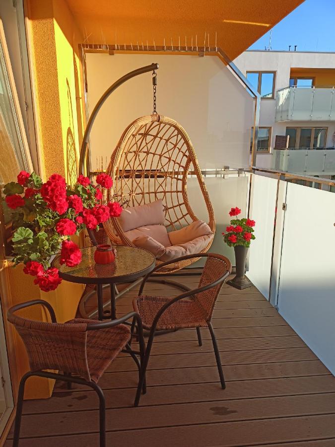 Apartament Fala-Miodowy Dom โควอบเซก ภายนอก รูปภาพ